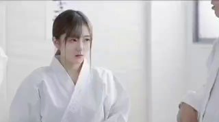 CP28【千人斩探花】第二场约个黑长直清纯美女,脱光后太骚,主动叉开双腿自摸小穴